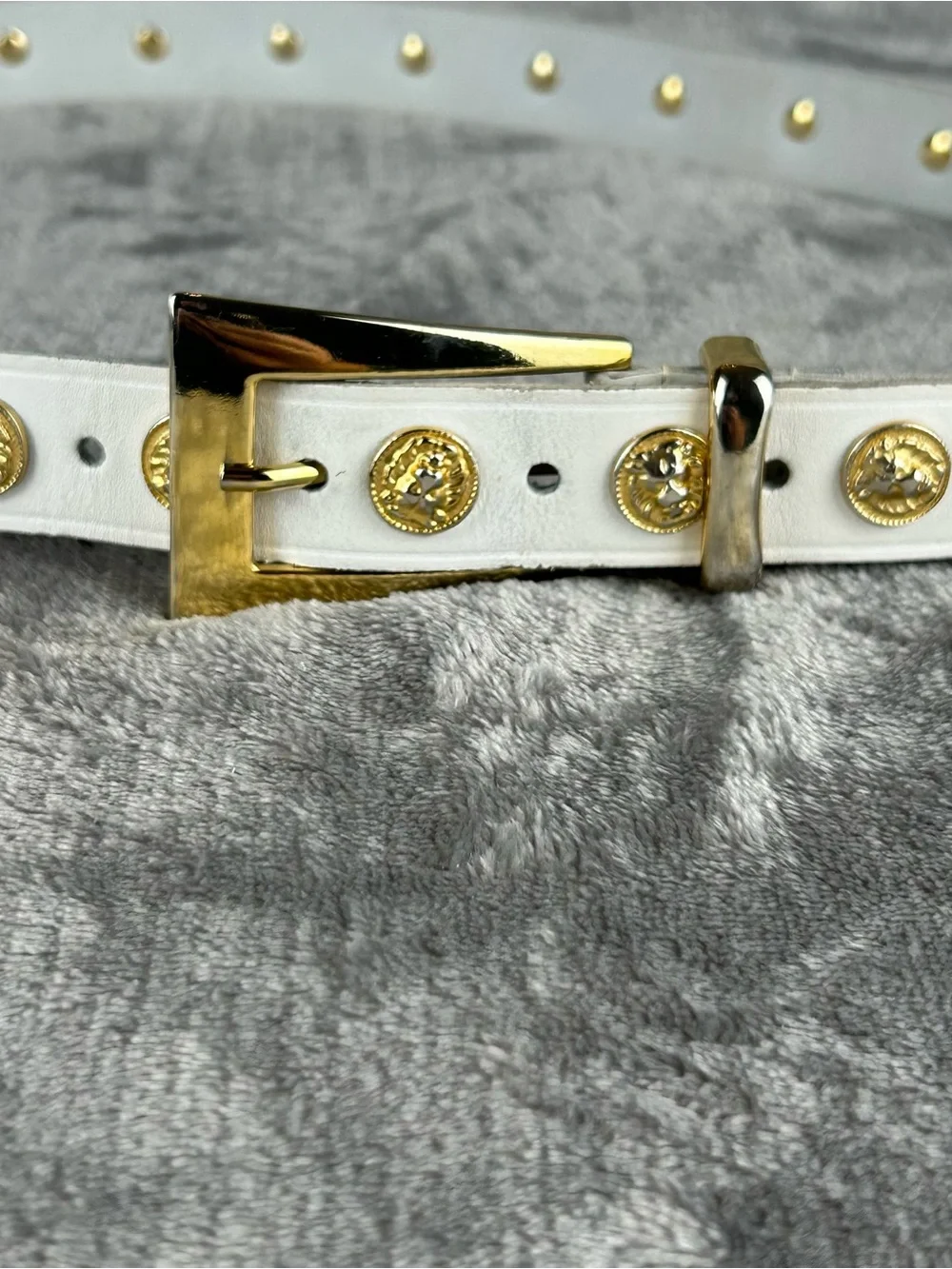 Vintage The Limited Belt White Leather Studded‎ Lions Made in Italy Womens L